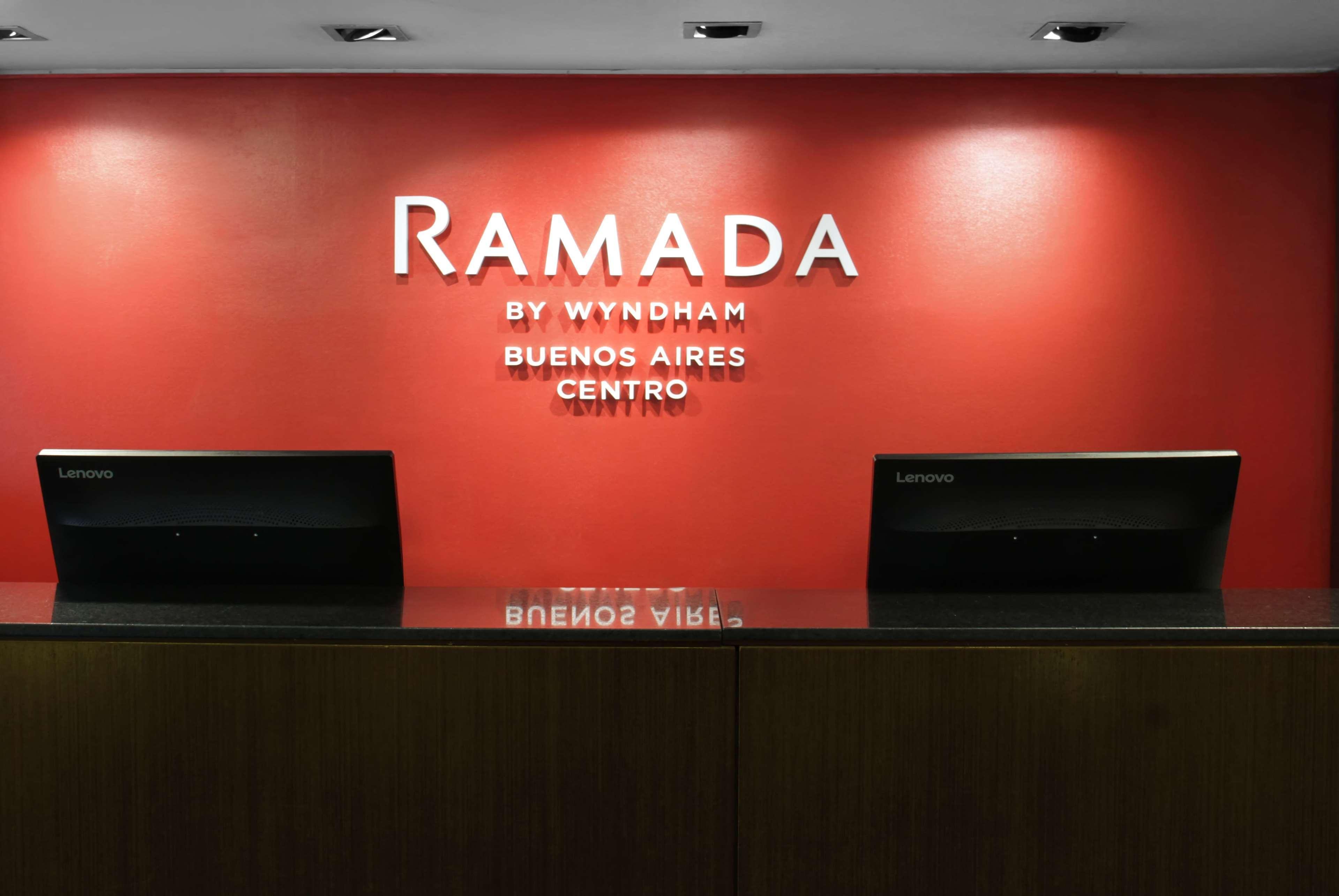 Ramada By Wyndham Buenos Aires Centro Bed & Breakfast Exterior photo